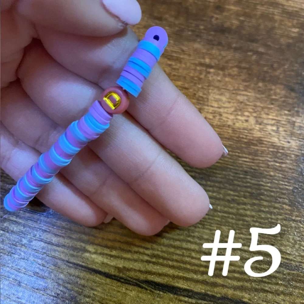 Colorful Beaded Bracelet - Picture 6 of 16